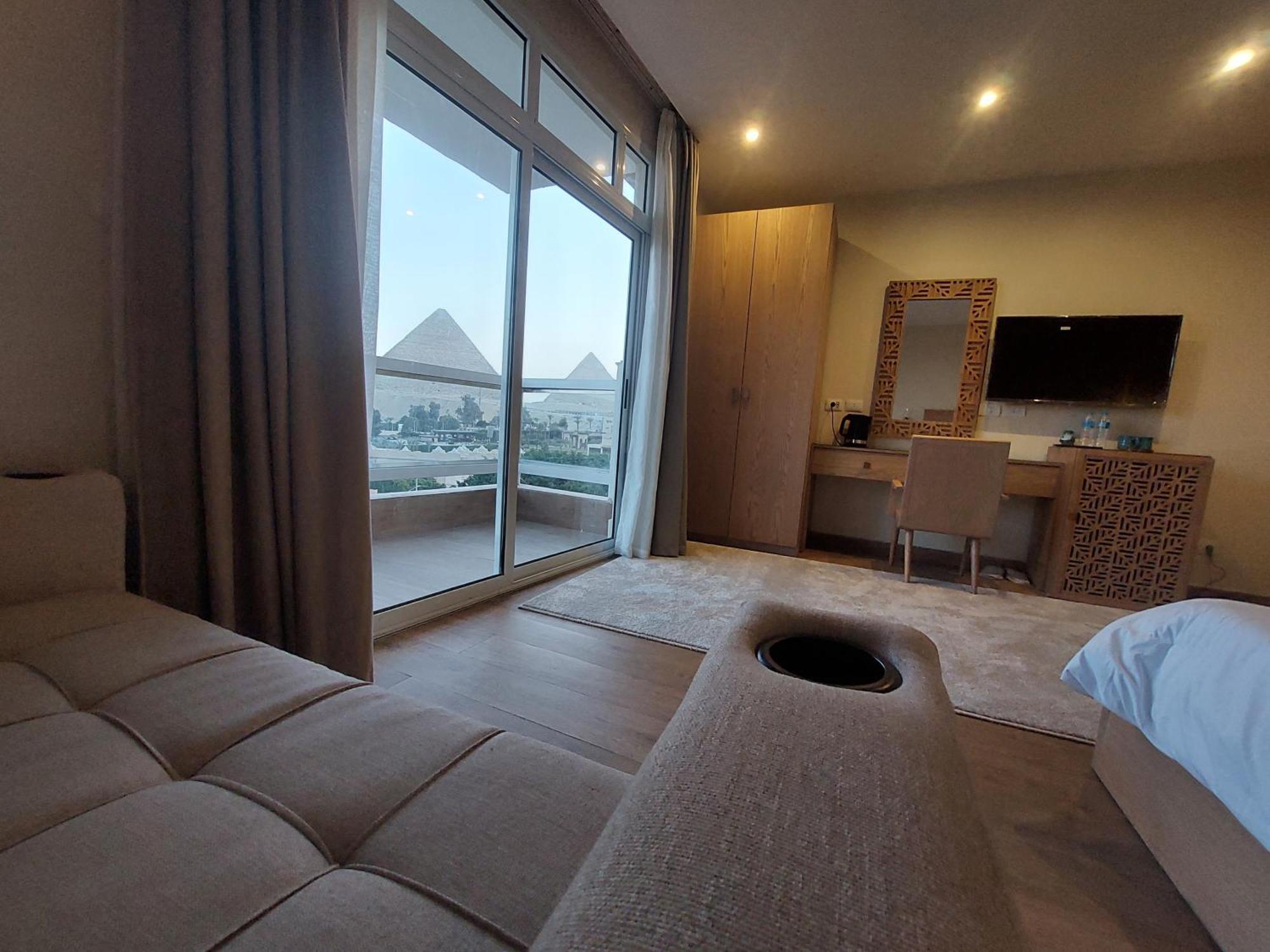 Doudou Pyramids View Hotel Kafret el-Gabal Eksteriør bilde