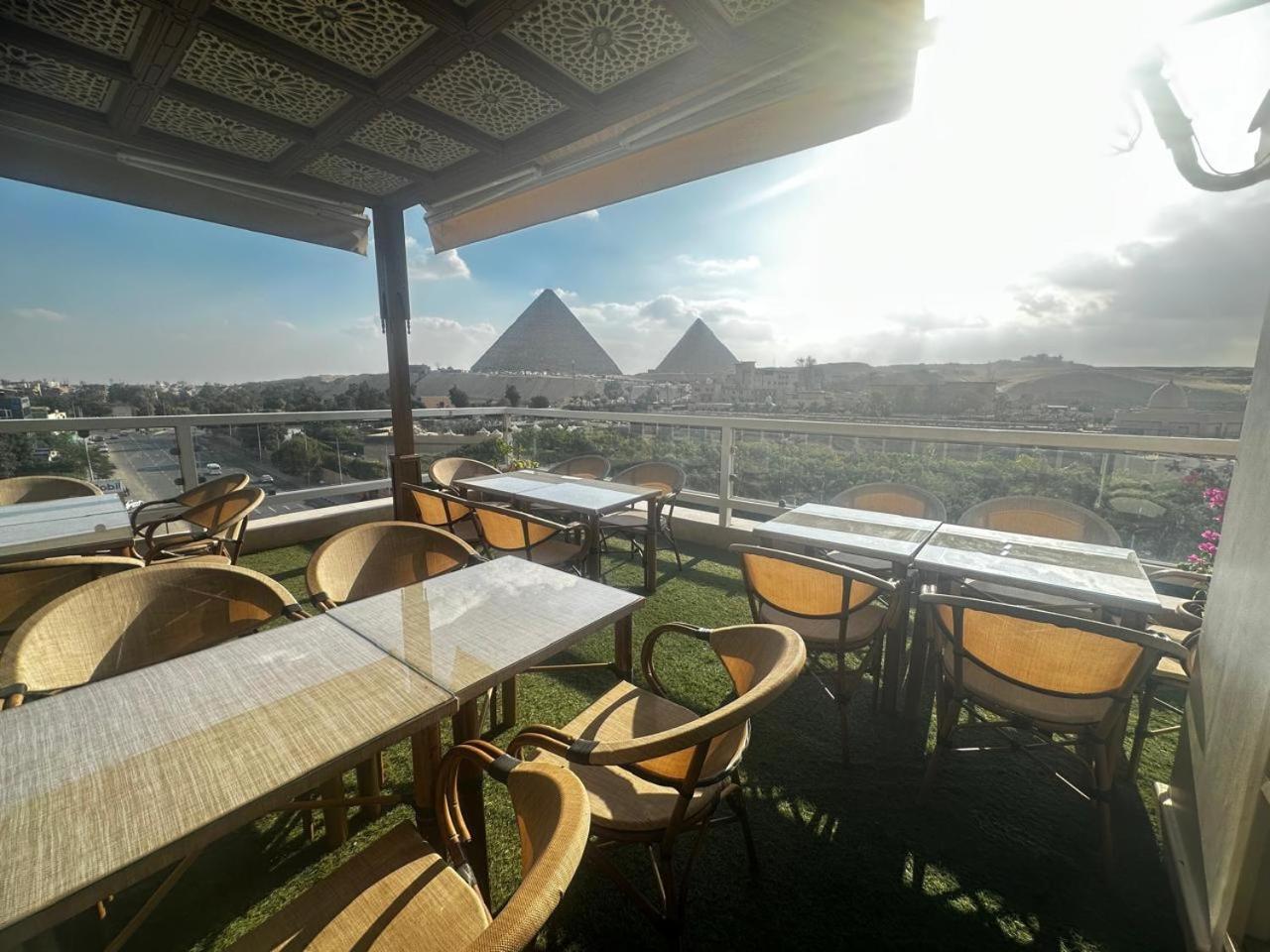 Doudou Pyramids View Hotel Kafret el-Gabal Eksteriør bilde