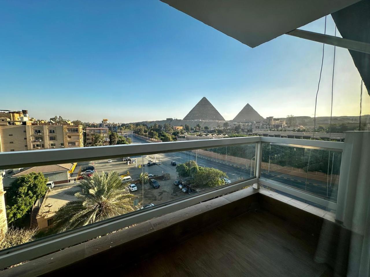 Doudou Pyramids View Hotel Kafret el-Gabal Eksteriør bilde