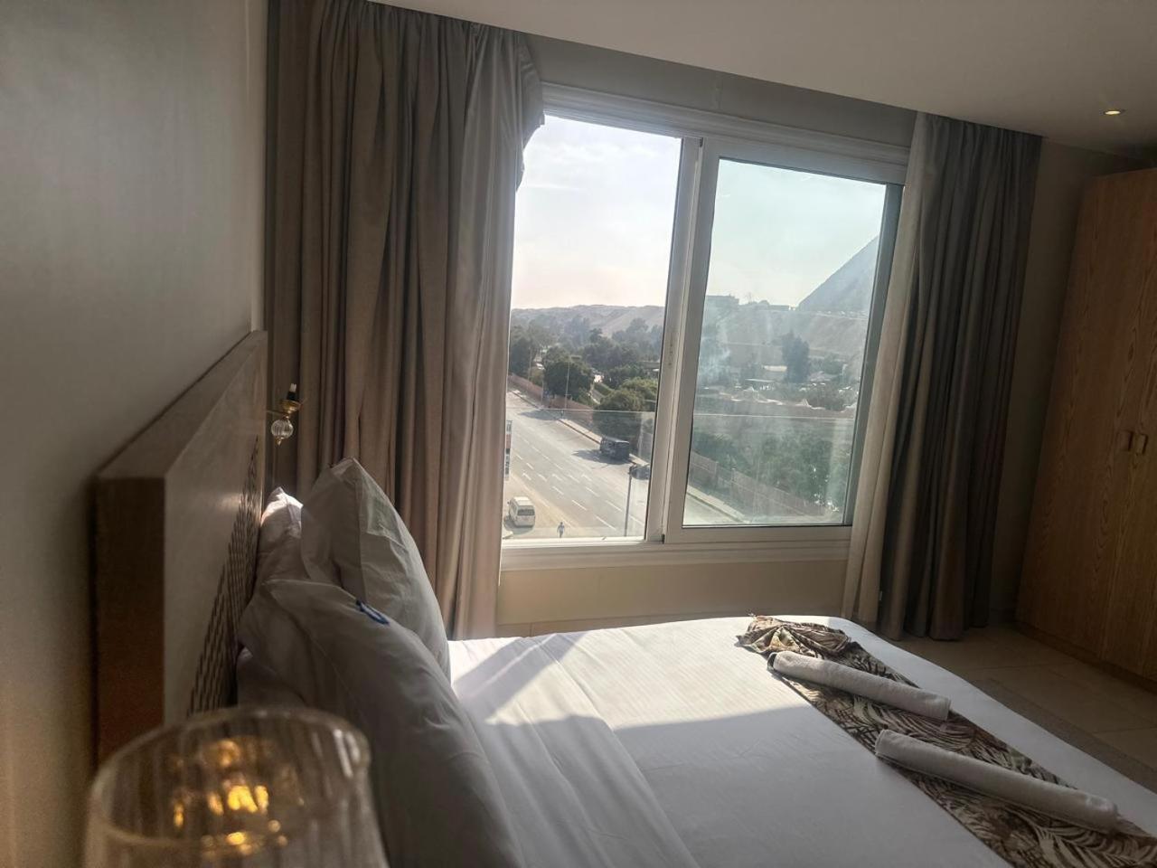 Doudou Pyramids View Hotel Kafret el-Gabal Eksteriør bilde