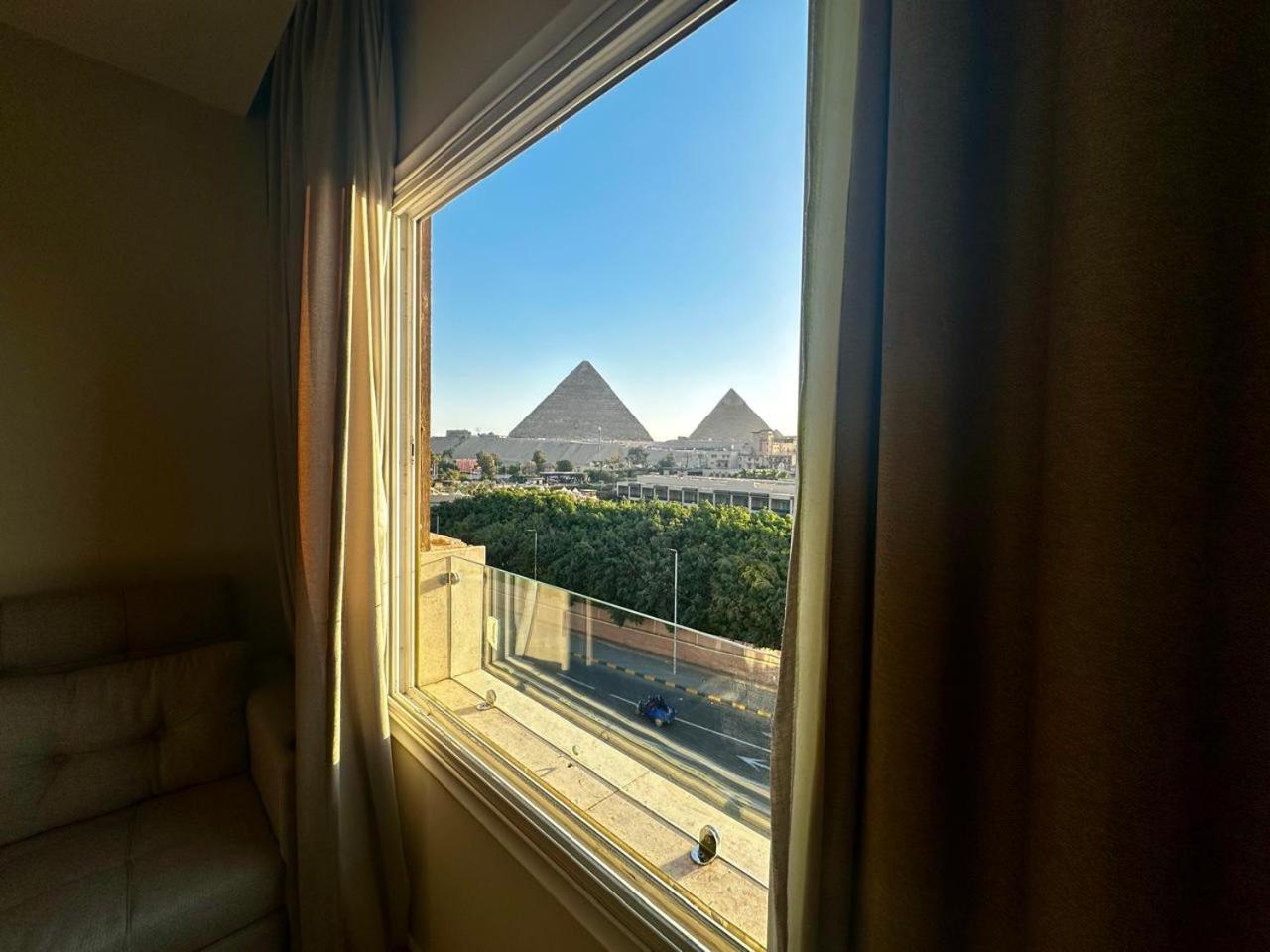 Doudou Pyramids View Hotel Kafret el-Gabal Eksteriør bilde