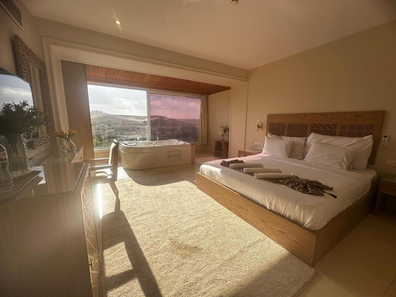 Doudou Pyramids View Hotel Kafret el-Gabal Eksteriør bilde